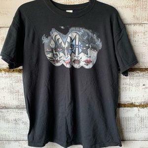 Vintage Kiss Tshirt